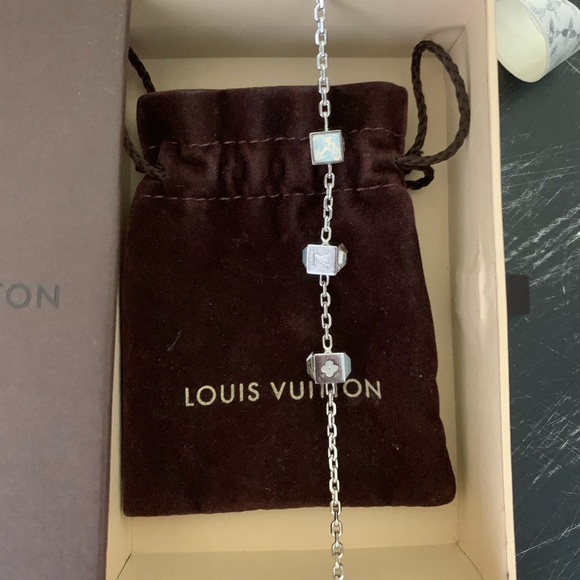 Louis Vuitton Gamble Bracelet - Picture 3 of 16